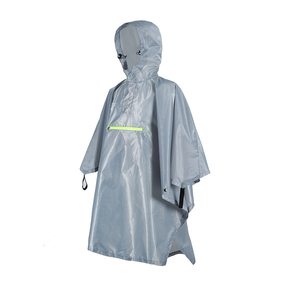 Outdoor Poncho: Durable Preparedness Gear for Camping and Mountaineering